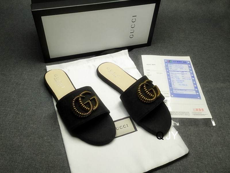 Gucci Women's Slippers 321